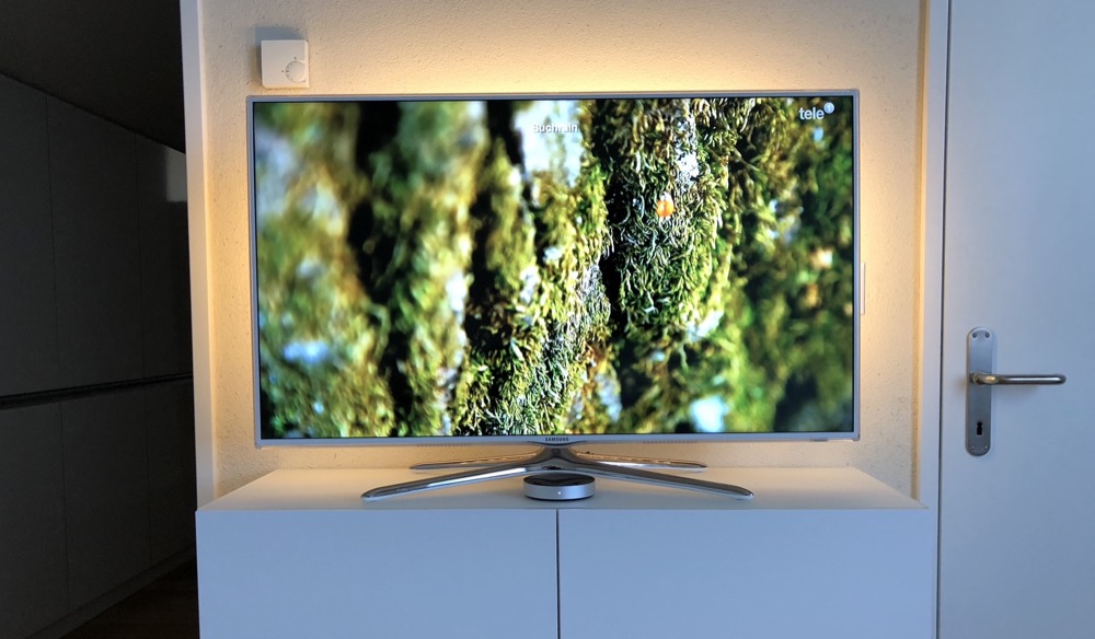 Hueblog: Zeig‘ dein Hue: So wird der LightStrip perfekt hinter dem Fernseher montiert