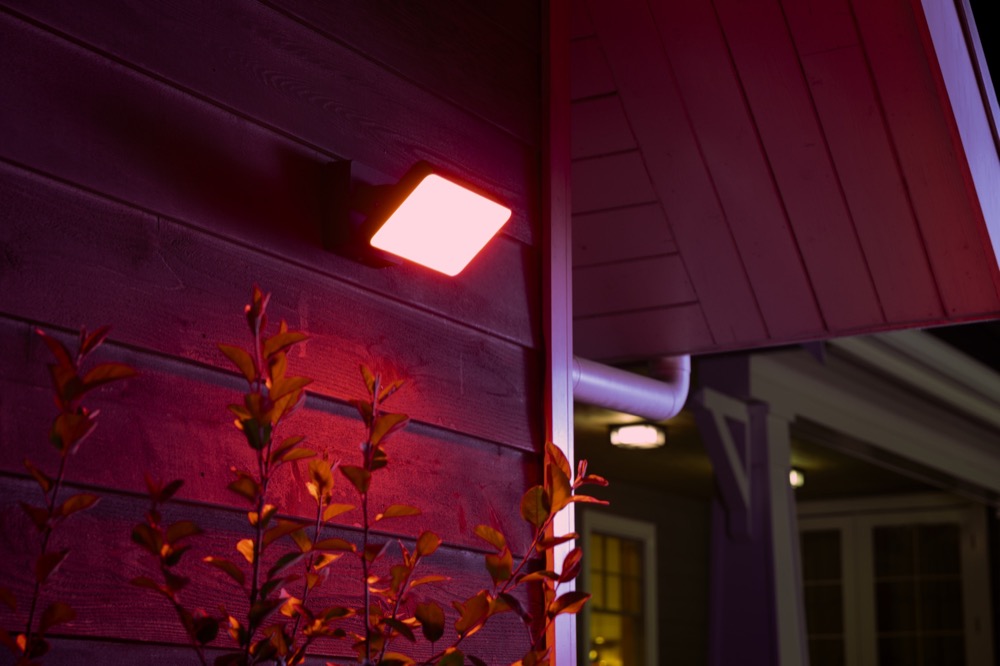 Hueblog: Philips Hue Discover: Outdoor-Flutlicht heute besonders günstig