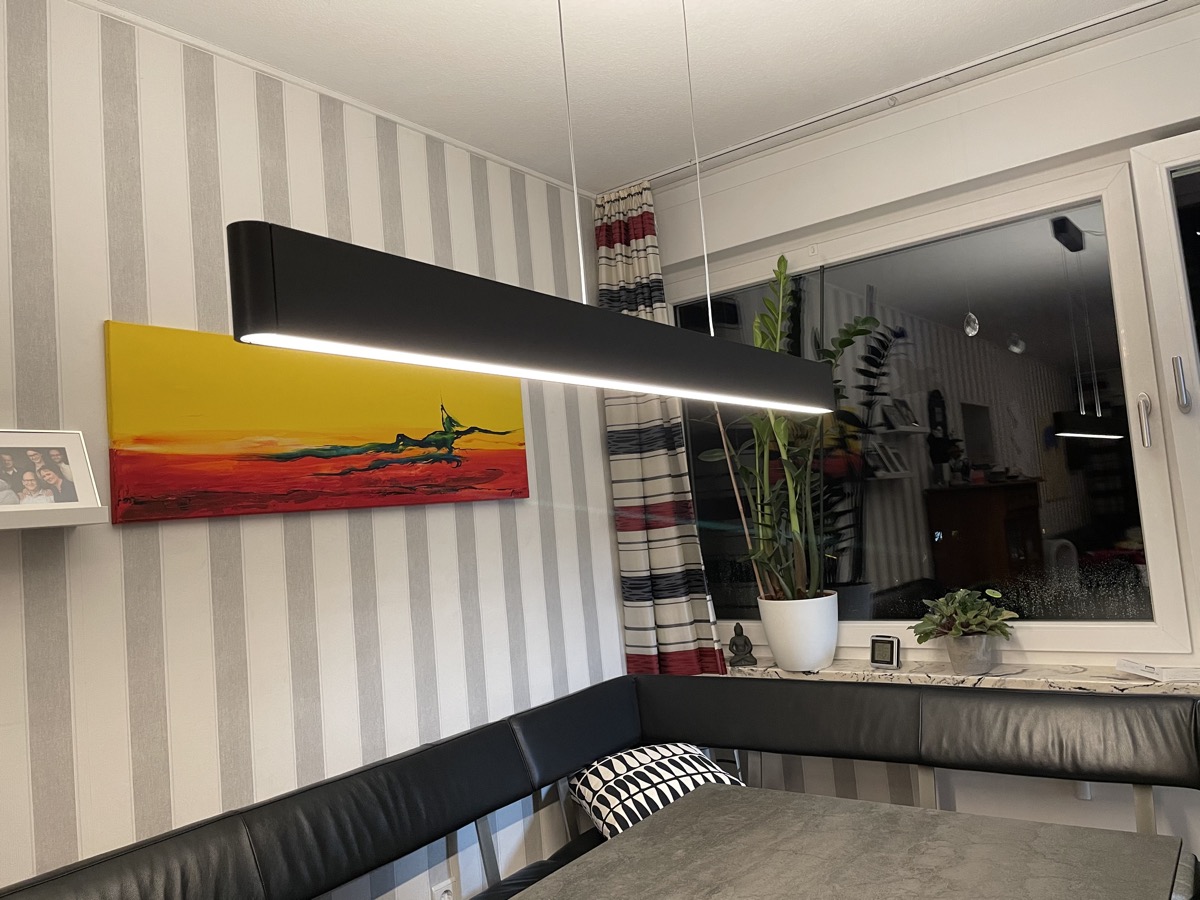 Hueblog: Schritt-für-Schritt-Anleitung: So wird die Philips Hue Ensis montiert