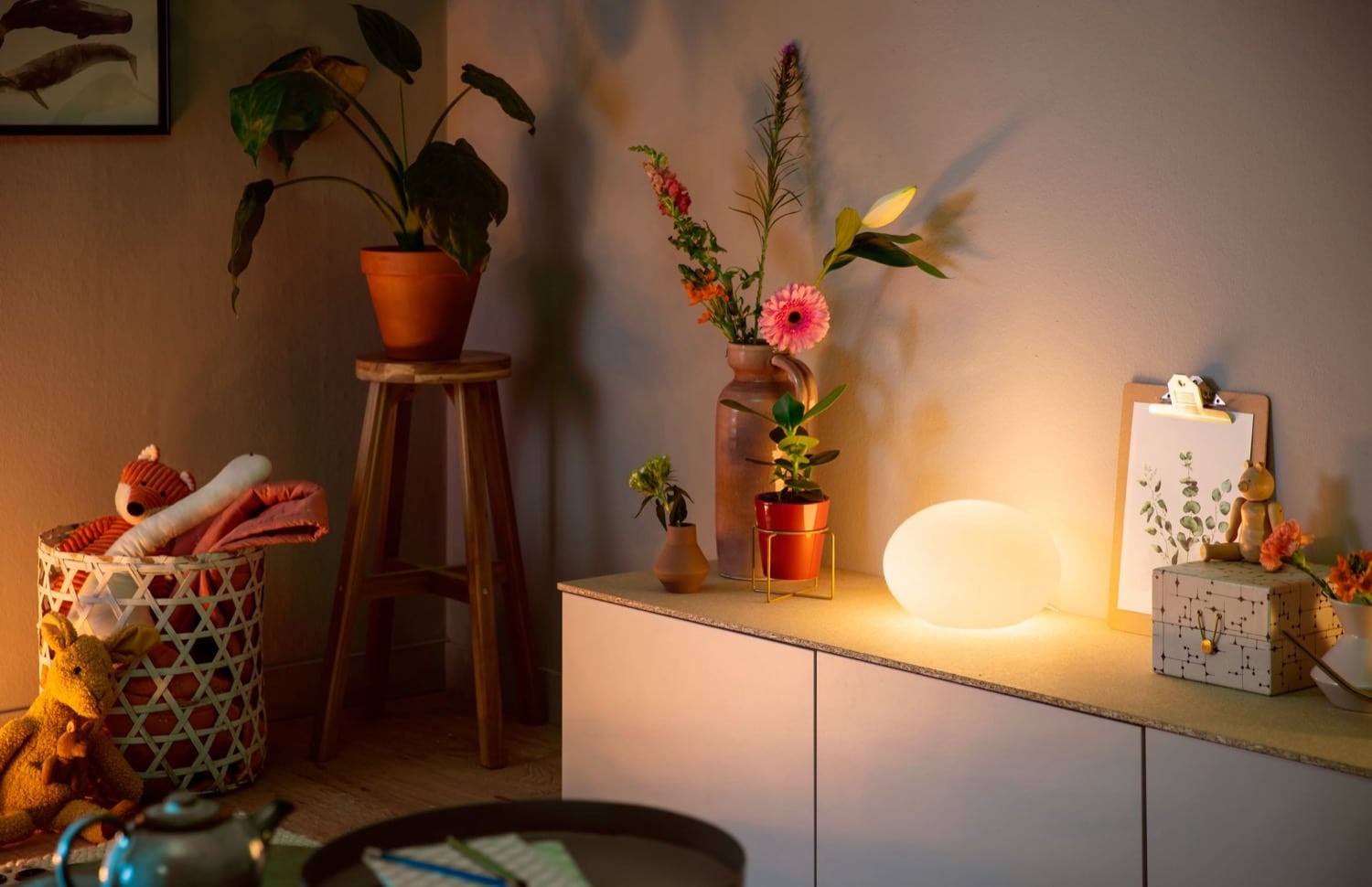 Hueblog: Hue Flourish: Tischleuchte bekommt Leuchtmittel-Upgrade